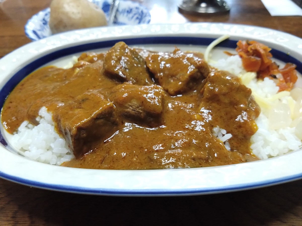 「神保町　ボンディ」ルーツの店が、うますぎた件！？並ばず入れるレトロなカレー屋さん！